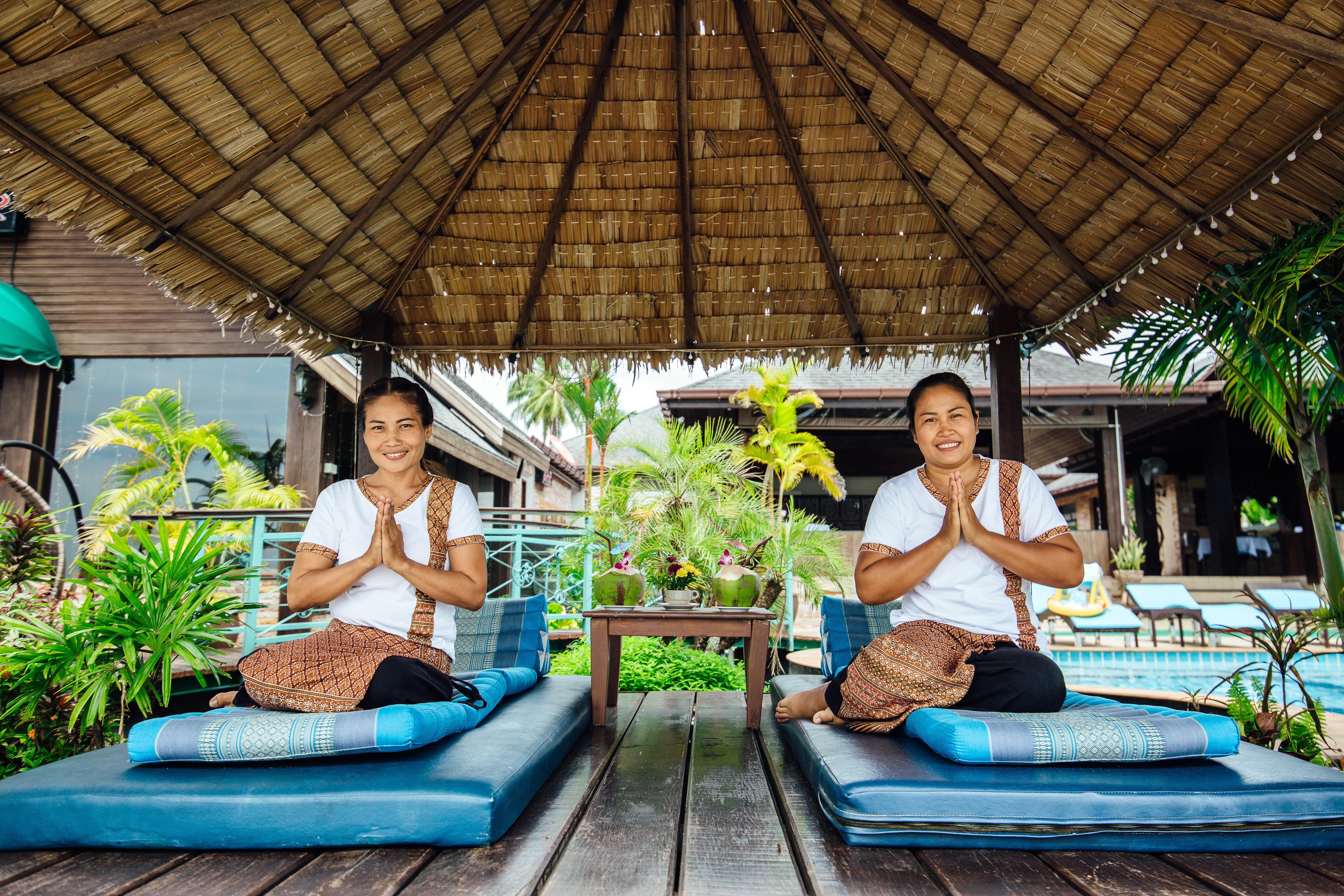 Sea Valley Resort Lipa Noi Buitenkant foto